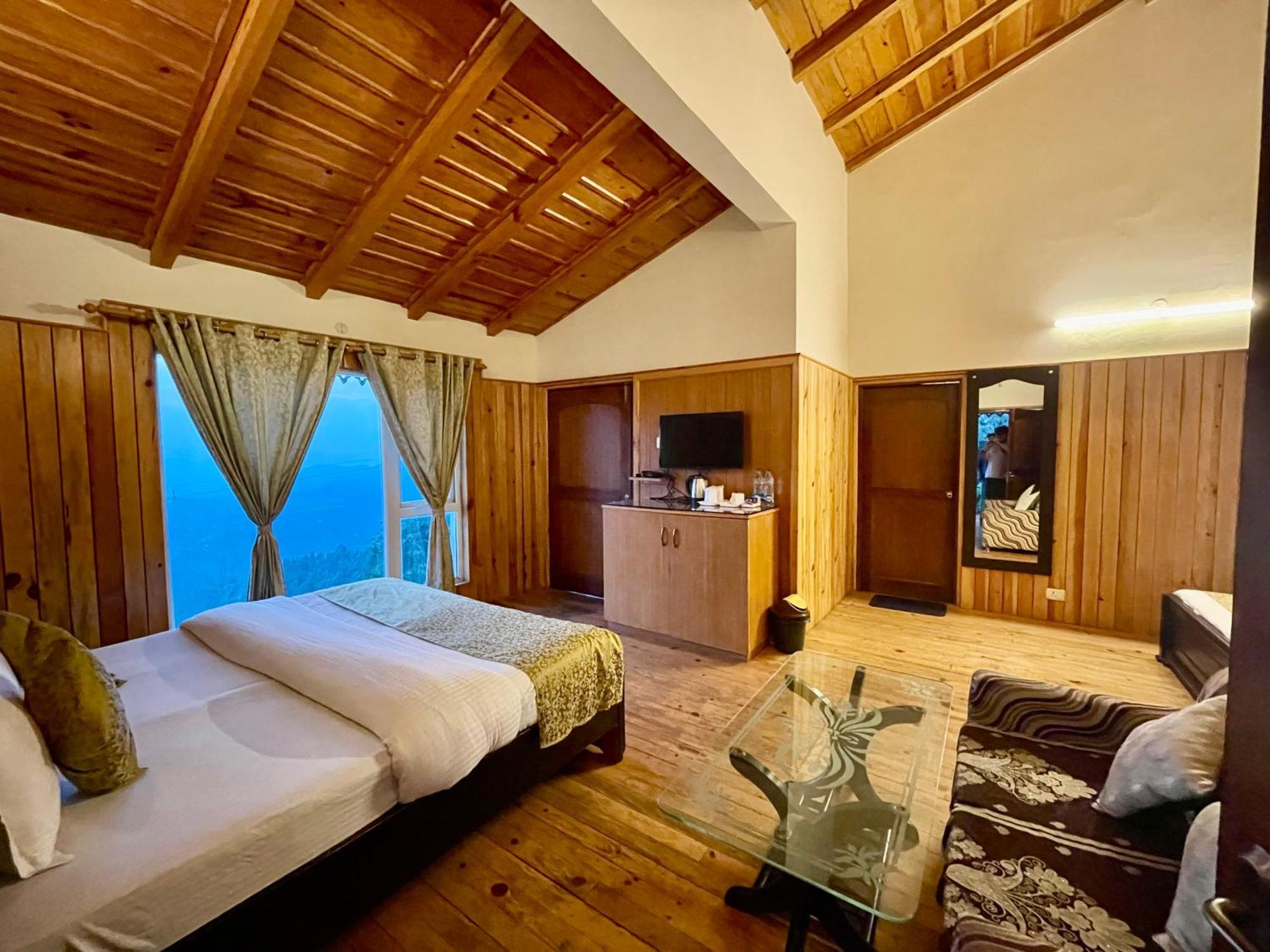Shri Shail Inn Муктесвар Екстериор снимка
